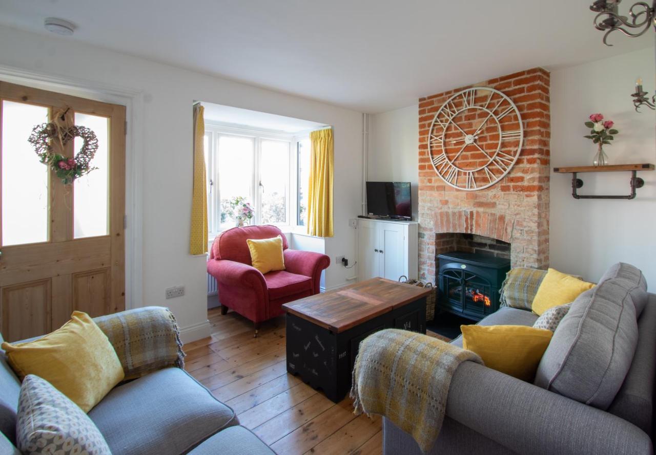 Stylish Town Centre House With Garden And Parking Opposite Villa Bury St. Edmunds Eksteriør bilde