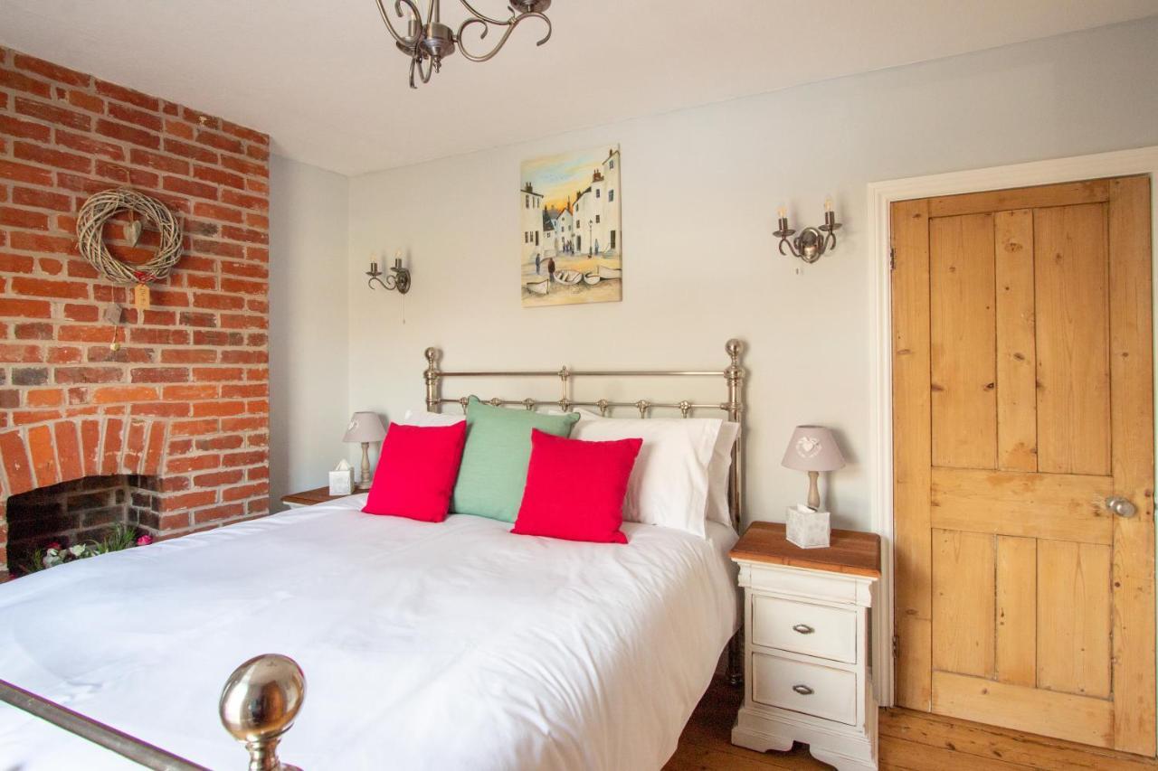 Stylish Town Centre House With Garden And Parking Opposite Villa Bury St. Edmunds Eksteriør bilde