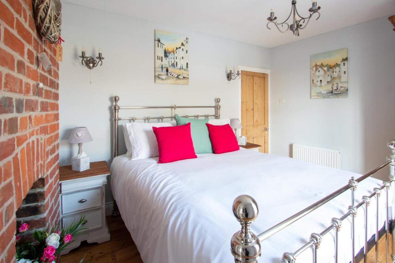 Stylish Town Centre House With Garden And Parking Opposite Villa Bury St. Edmunds Eksteriør bilde